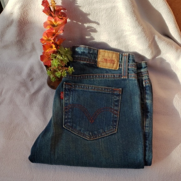 Levi's Denim - Jr's/ women's 518 super low boot cut